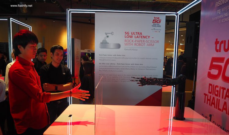 พาไปสัมผัสประสบการณ์ True 5G Digital Thailand เต็มรูปแบบที่ ทรู แบรนดิ้ง ช้อป ไอคอนสยาม