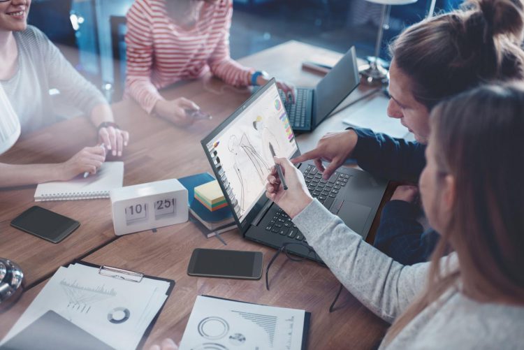 Lenovo เปิดตัวแล็ปท็อประดับพรีเมี่ยมรุ่นใหม่ล่าสุด ThinkPad X1 Extreme จอ 15 นิ้วการ์ดจอ NVIDIA 