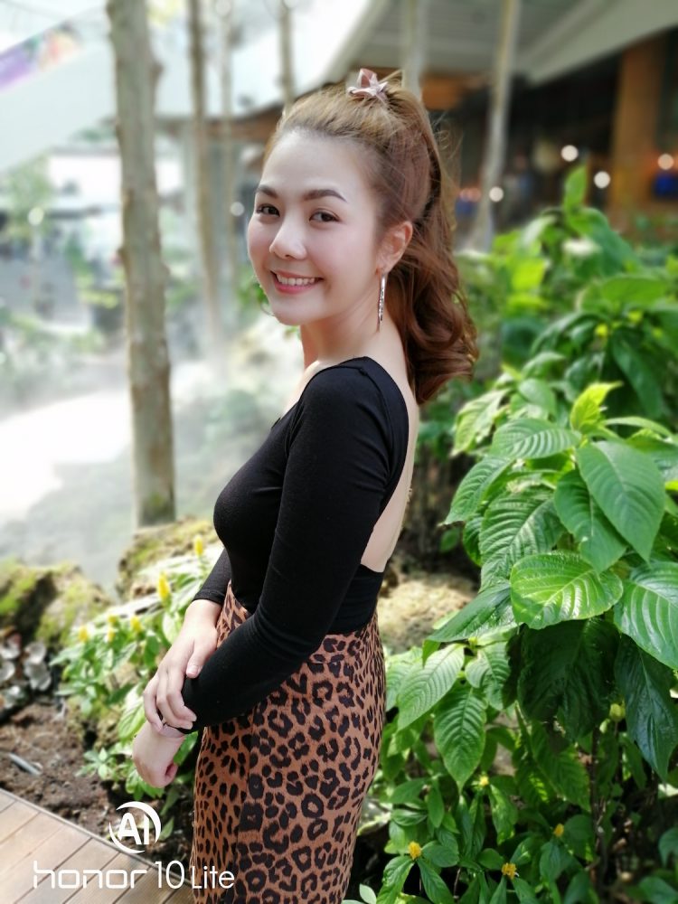 รีวิว Honor 10 Lite ดีไซน์ไล่เฉดสีสุดงาม เซลฟี่สวย สไตล์คุณ กล้อง AI ความละเอียด 24 ล้านพิกเซล สเปกแรงระดับเรือธง ราคาสุดคุ้ม