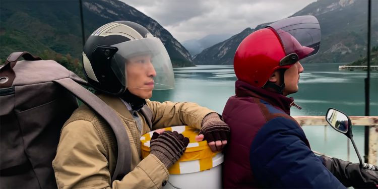 Apple ฉายหนังสั้นเรื่อง The Bucket ในโอกาสวันตรุษจีน ถ่ายทำโดย iPhone XS ตลอดทั้งเรื่อง (ชมคลิป)