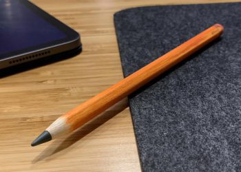 แท่งเดียวในโลก!! Apple Pencil รุ่นใหม่ล่าสุด ที่ดูเหมือนดินสอไม้ของจริง