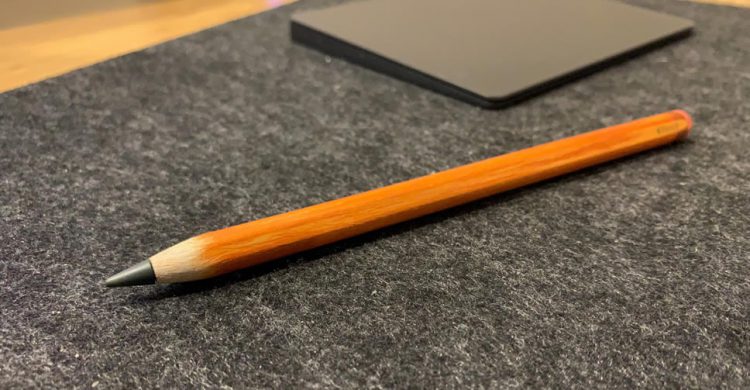 แท่งเดียวในโลก!! Apple Pencil รุ่นใหม่ล่าสุด ที่ดูเหมือนดินสอไม้ของจริง