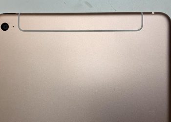 ภาพหลุด iPad mini 5 เผยให้เห็นเส้นเสาอากาศดีไซน์ใหม่ และไม่ติดแฟลชให้กล้องหลัง