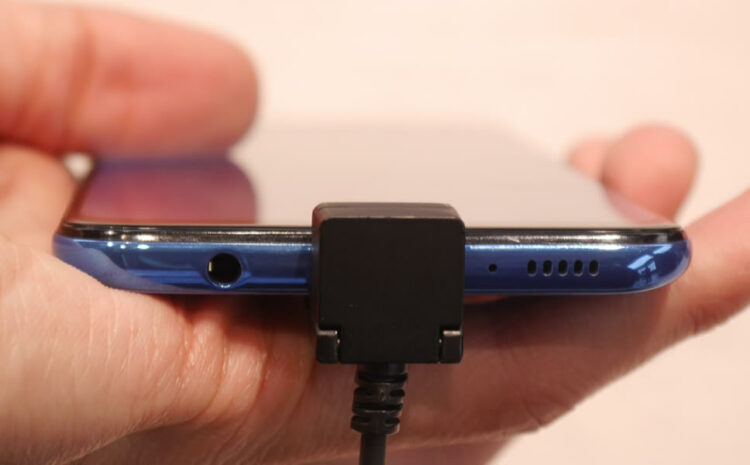 Samsung Galaxy A50 โผล่ร่วมงาน MWC 2019 มาพร้อมกล้องหลัง 3 ตัว สแกนนิ้วบนจอ