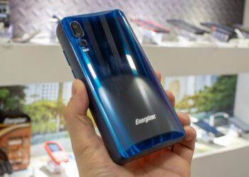 Energizer เปิดตัว Power Max P18K Pop สมาร์ทโฟนแบต 18,000mAh ความจุมากที่สุดในโลก พร้อมกล้องเซลฟี่แบบ Pop-up เครื่องหนาเท่ามือถือ 3 เครื่อง