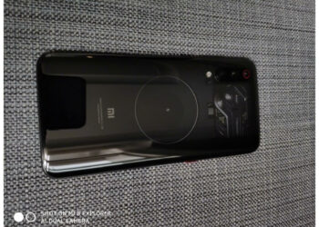 เผยโฉมเครื่องจริงของ Xiaomi Mi 9 Explorer Edition จากผู้บริหารของ Xiaomi