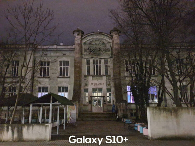 เปรียบเทียบภาพถ่ายจากกล้อง Galaxy S10+ vs Pixel 3 vs iPhone XS ในเวลากลางคืน