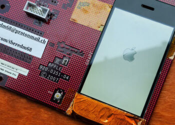 ต้นแบบทางวิศวกรรมของ iPhone รุ่นแรก ถูกเปิดเผยออกมาเป็นครั้งแรก!!