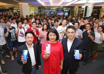 ฮือฮา แฟนหัวเว่ยแห่ซื้อเครื่อง HUAWEI P30 Series วันแรกหลายร้อยคน ย้ำความฮ็อตของ Super Camera Smartphone ที่ใครก็อยากครอบครอง