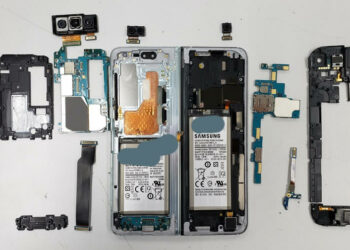 Samsung Galaxy Fold ถูกชำแหละแล้ว เผยส่วนประกอบภายในทั้งหมด รวมทั้งจอพับได้ที่อ่อนไหว