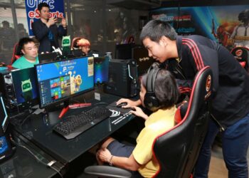 ม.หอการค้าไทย จับมือกลุ่มทรู เปิดตัว UTCC eSports Lab by True ห้องแล็บอีสปอร์ตครั้งแรกในไทย