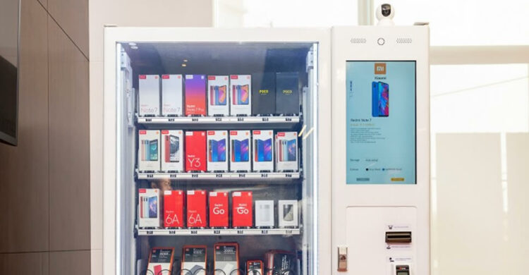 Xiaomi Mi Express Kiosk ตู้ขายสมาร์ทโฟนอัตโนมัติ ช่วยลดต้นทุนจากคนกลางและพนักงาน เตรียมนำไปวางในเมืองใหญ่