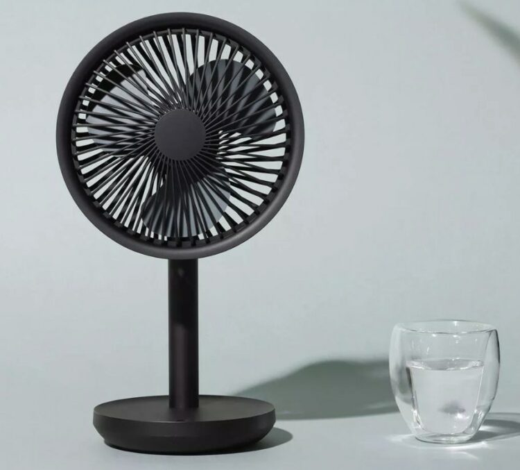 Xiaomi วางจำหน่ายพัดลมตั้งโต๊ะ มาพร้อมแบตเตอรี่ 4000mAh ใช้พอร์ต USB-C ราคาราว 490 บาท