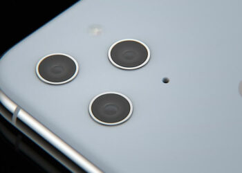 ชมคอนเซ็ปต์ iPhone 11 หรือ XI ในดีไซน์ที่ไร้กรอบกันชนกล้อง