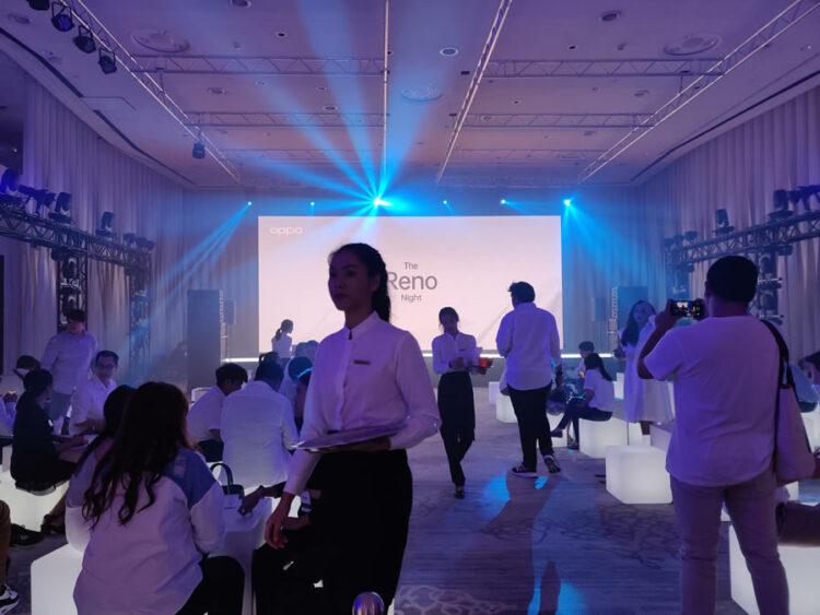 OPPO จัดงาน “THE RENO NIGHT” เนรมิตค่ำคืนสุดสร้างสรรค์ เตรียมต้อนรับสมาร์ทโฟนระดับพรีเมี่ยม Reno Series ที่มาพร้อมกับนวัตกรรมใหม่ และยืนยันเปิดตัวอย่างเป็นทางการ 4 มิถุนายนนี้