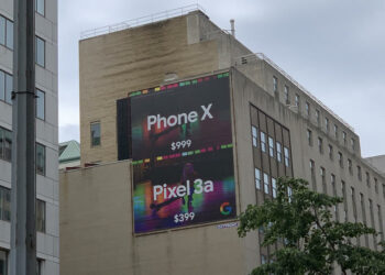 Google แซะ Apple เบาๆ ด้วยป้ายโฆษณา Pixel 3a ราคาถูกกว่า iPhone X แบบสุดๆแต่ถ่ายภาพดีกว่า