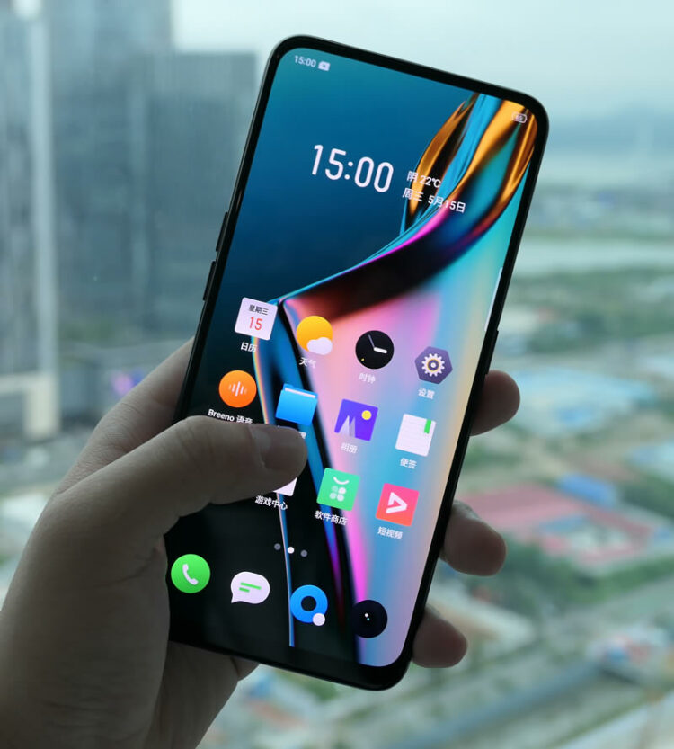 Realme X ถูกปล่อยภาพหลุดเครื่องจริงออกมาแล้ว ยืนยันใช้จอแสดงผลไร้รอยบาก พร้อมเปิดตัว 15 พฤษภาคมนี้
