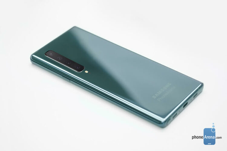 ชมภาพเรนเดอร์ Samsung Galaxy Note 10 สร้างขึ้นบนพื้นฐานข่าวลือล่าสุด วางกล้องหลังในแนวตั้ง กล้องเซลฟี่อยู่ในรู