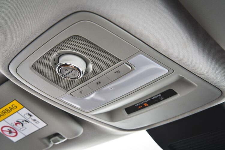 เปิดตัว New MG ZS EV รถยนต์ SUV ขับเคลื่อนด้วยพลังงานไฟฟ้า 100% ราคา 1,190,000 บาท วิ่งไกลสุด 337 ก.ม. ต่อการชาร์จแบตหนึ่งครั้ง