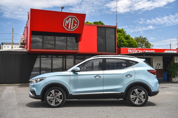 เปิดตัว New MG ZS EV รถยนต์ SUV ขับเคลื่อนด้วยพลังงานไฟฟ้า 100% ราคา 1,190,000 บาท วิ่งไกลสุด 337 ก.ม. ต่อการชาร์จแบตหนึ่งครั้ง