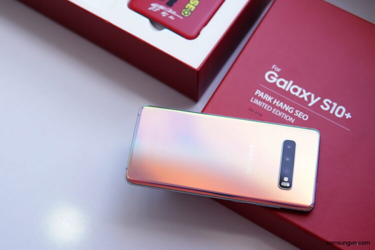 Samsung เปิดตัว Galaxy S10+ รุ่นพิเศษ Park Hang Seo มาพร้อมบอดี้สีใหม่ Prism Silver