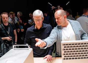 Jony Ive จะก่อตั้งบริษัทออกแบบของตนเองโดยมี Apple เป็นลูกค้า