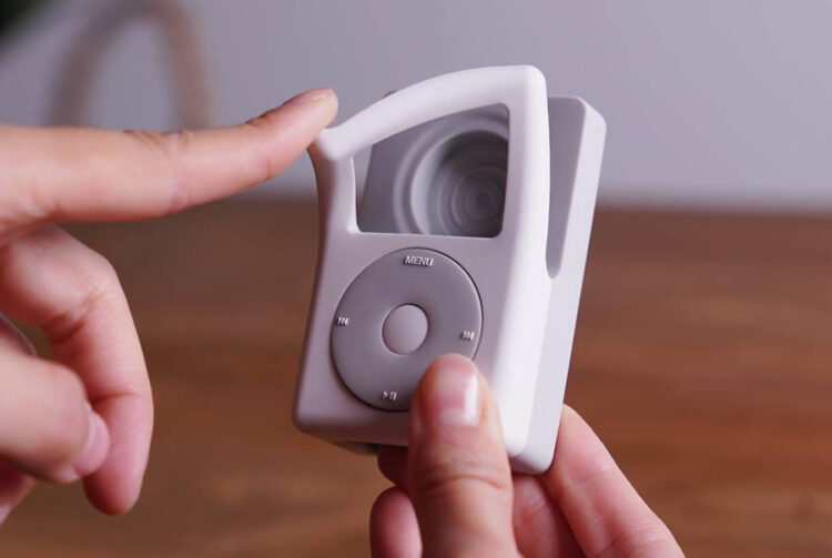 Elago W6 Stand เปลี่ยน Apple Watch ให้กลายเป็น iPod Classic