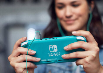 สยบทุกข่าวลือ!! Nintendo เปิดตัว Switch Lite ทางการ จอ 5.5 นิ้วเน้นเล่นเกมแบบพกพา วางจำหน่ายกันยายนนี้ ราคาราว 5,900 บาท