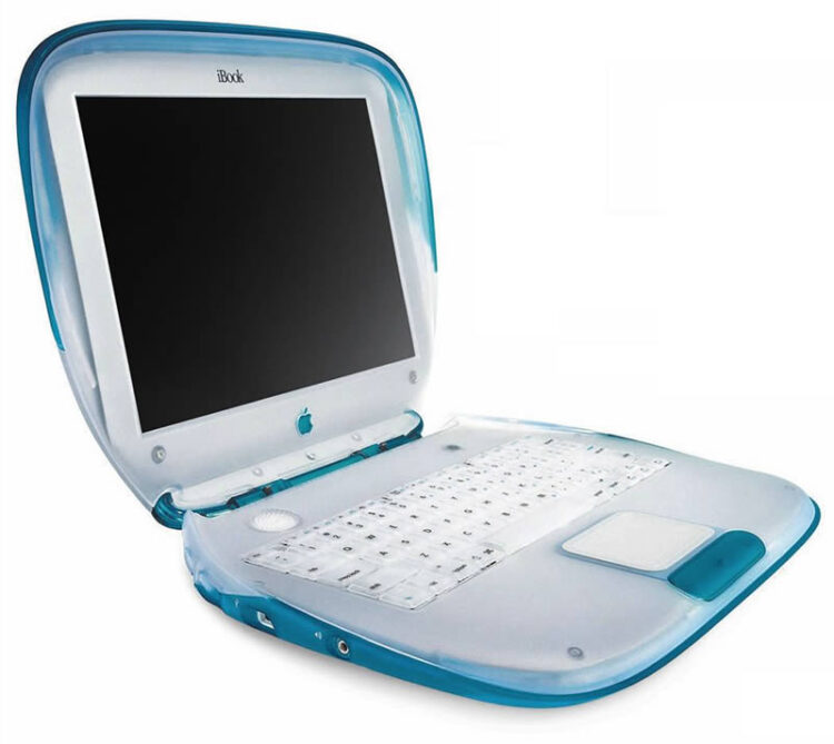 ย้อนดู Steve Jobs เปิดตัว iBook เมื่อ 20 ปีก่อน โน้ตบุ๊กเครื่องแรกของโลก ที่รองรับอินเทอร์เน็ตไร้สาย พร้อมชมคลิปแกะกล่องเครื่องใหม่เอี่ยม!!