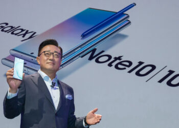Samsung เปิดตัว Galaxy Note 10 และ Galaxy Note 10+ ทางการมาพร้อมชิปรุ่นใหม่ ใส่เซ็นเซอร์ Gyro แบบ 6 แกนใน S Pen และกล้องดิจิตอลที่ดีที่สุดในตอนนี้