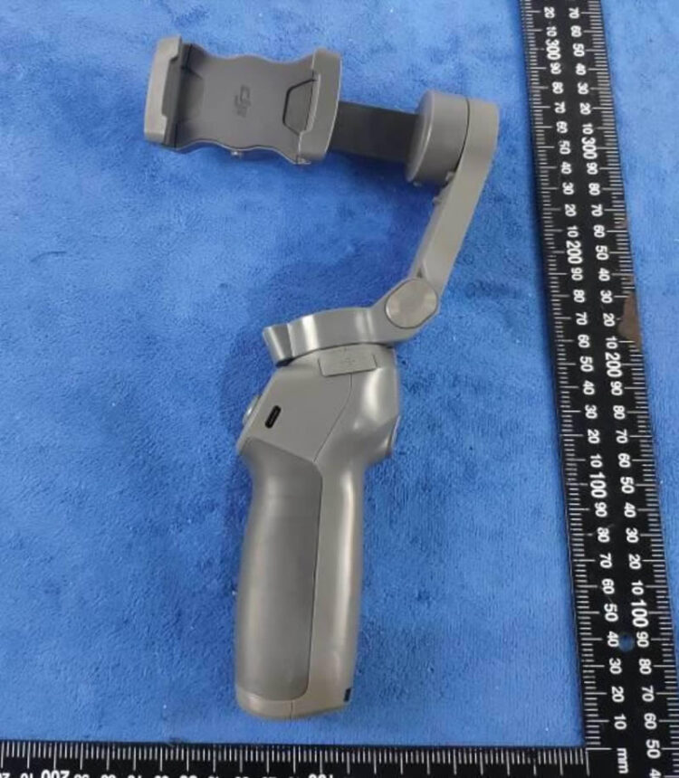 ภาพหลุด DJI Osmo Mobile 3 ด้ามจับออกแบบใหม่ใช้พอร์ต USB-C และ Bluetooth 5.0 ประหยัดพลังงานยิ่งขึ้น