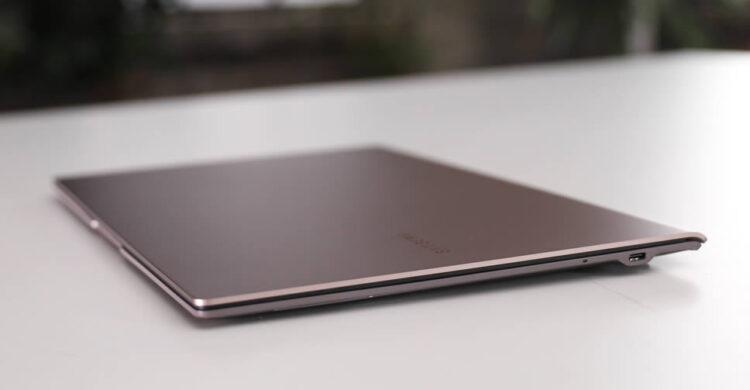 Samsung Galaxy Book S ใช้โปรเซสเซอร์บนพื้นฐาน ARM รองรับ LTE แบตเตอรี่ให้พลังงานนานถึง 23 ชั่วโมง