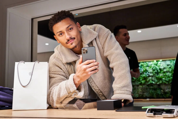 iPhone 11 series และ Apple Watch Series 5 พร้อมวางจำหน่ายแล้วที่ Apple Store เริ่มตั้งแต่วันนี้เป็นต้นไป