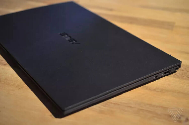 Asus ชนะ Acer ในฐานะแล็ปท็อปขนาด 14 นิ้วเบาที่สุดในโลก ในรุ่น AsusPro B9 เบาแค่ 862 กรัม