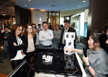 ดีแทคปล่อยสัญญาณ 5G คลื่น 28 GHz พร้อมให้พนักงานทดสอบใน dtac Never Stop Café ที่ดีแทคเฮาส์