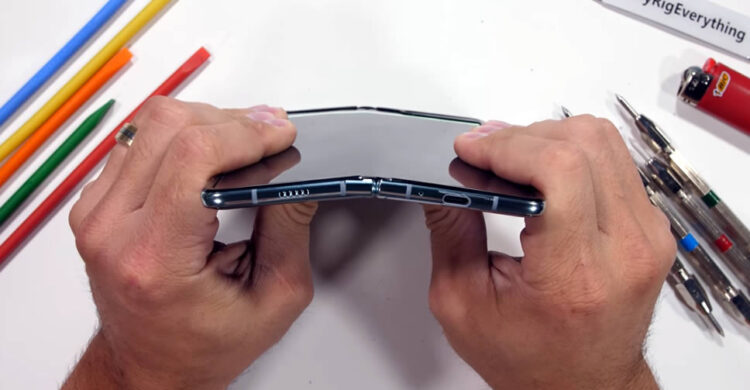 Samsung Galaxy Fold ได้รับการทดสอบความทนทาน เพื่อดูว่าจะแข็งแกร่งขนาดไหน (มีคลิป!!)