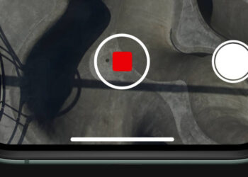 iPhone 11, iPhone 11 Pro และ iPhone 11 Pro Max สามารถถ่ายวีดีโอ โดยไม่หยุดเล่นเพลงที่กำลังเปิดฟัง