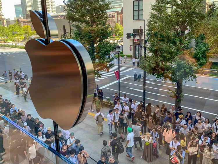 ชมบรรยากาศ Apple Store สาขา Marunouchi ใหม่ล่าสุดในญี่ปุ่นอยู่ใกล้สถานีโตเกียว