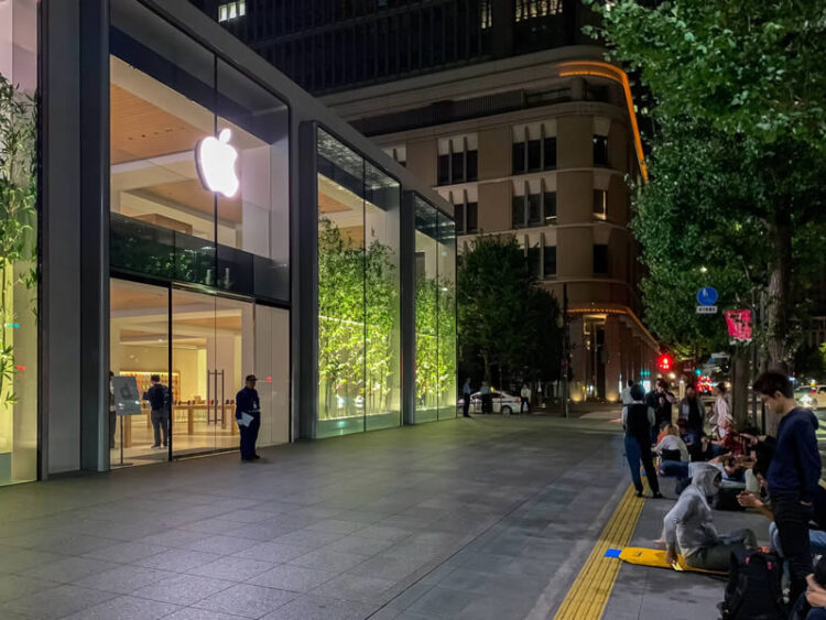 ชมบรรยากาศ Apple Store สาขา Marunouchi ใหม่ล่าสุดในญี่ปุ่นอยู่ใกล้สถานีโตเกียว