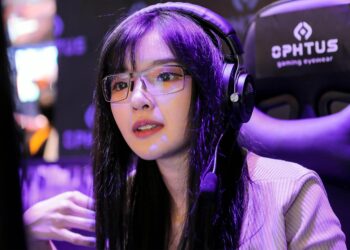 Ophtus เปิดตัวที่สุดแห่งนวัตกรรมแว่นกรองแสงเพื่อเกมเมอร์ตัวจริง 		     		 ในงาน ไทยแลนด์ เกม โชว์ 2019