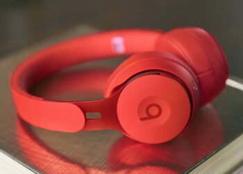 Apple เปิดตัว Beats Solo Pro Wireless Noise Cancelling Headphones ราคา 10,500 บาท