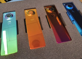 ผู้ก่อตั้งแบรนด์ Essential เผยโฉมสมาร์ทโฟนรุ่นใหม่ ที่มีดีไซน์ยาวเป็นพิเศษ