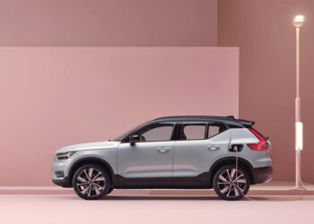 Volvo เปิดตัว XC40 Recharge รถยนต์ไฟฟ้าอย่างเต็มรูปแบบ ขุมพลัง 408 แรงม้า ชาร์จครั้งเดียววิ่งไกลกว่า 400 กิโลเมตร