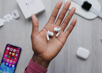 สัมผัสแรก AirPods Pro จากนักรีวิวคนดัง พบการออกแบบที่น่าประทับใจ ระบบตัดเสียงรบกวนดีกว่าที่คาดไว้ (ชมคลิป!!)