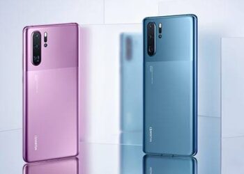 HUAWEI P30 Pro สีใหม่ Mystic Blue วางจำหน่ายเอ็กซ์คลูซีฟที่ AIS Shop เท่านั้น ราคาเริ่มต้นเพียง 11,990 บาท