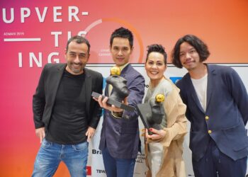 Huawei คว้า 6 รางวัล จาก Adman Awards 2019 จากผลงานการสร้างสรรค์ร่วมกับผู้กำกับสายอินดี้ “เต๋อ นวพล” ในภาพยนตร์สั้น “From Mate to Mate” ซึ่งถ่ายทำโดย HUAWEI Mate 20 Series