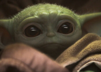 Disney เตรียมวางจำหน่ายสินค้าเกี่ยวกับ Baby Yoda จากซีรี่ย์ The Mandalorian ในช่วงเทศกาลวันหยุดปลายปีนี้