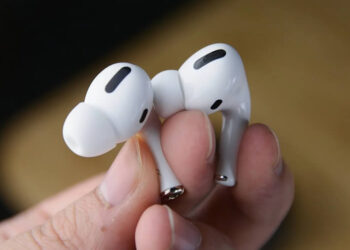 AirPods Pro ของปลอม ราคาราว 1,650 บาท ลอกเลียนของแท้ได้เกือบเนียน