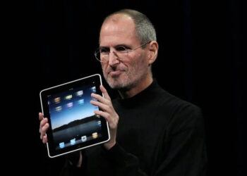 นิตยสาร TIME ยกให้ iPad, Apple Watch และ AirPods เป็น Gadget แห่งทศวรรษ