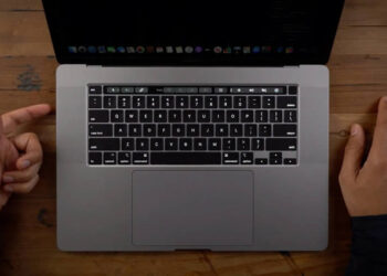 งานเข้า!! MacBook Pro 16 นิ้ว พบลำโพงมีเสียงแปลกๆ คล้ายเสียงดังของข้าวโพดคั่ว